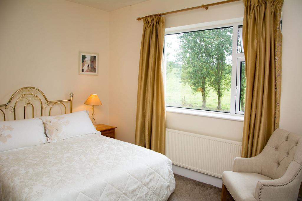 Knights Haven Bed & Breakfast Glin ภายนอก รูปภาพ